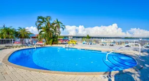 Old Wooden Bridge Resort & Marina - Image 3