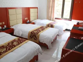wulingshanLongmai Fengqing Holiday Hotel - Image 3