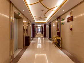 Vienna Hotel Jingxi Zhongshan Park - Image 3
