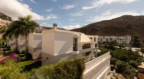 Sunshine Beach Villas - Image 3