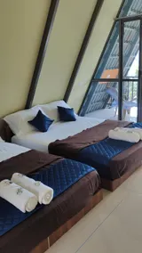 Goldenpeak Estate-Homestay-3Bed-A frame Holiday Home - Image 2
