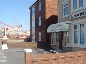 Seaforth Guest House - Pleasure Beach - Image 4