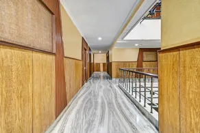 Belsons Taj Mahal Hotel - Image 4