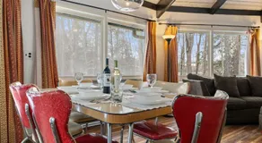 Chic 2 BD 2 BA Near Skiing Fireplace etc - Image 5