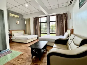 SP Golden Star Hotel - Image 5