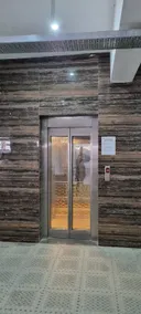 Homlee -Jumbo Lux Flat w hills, Kitchen & parking - Image 2