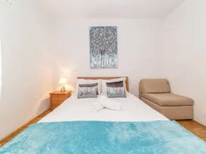 Apartment in Vodice for 5 guests - Image 2