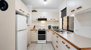 Pet Friendly Beach Bungalow - Image 3