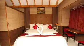 JOHN's HOTEL - Image 2