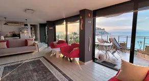 Waterfront Glass Flat - Image 2