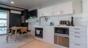 Luxus Apartment | Parkplatz | Terrasse mit atemberaubender Aussicht - Image 4