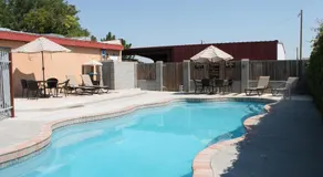 Adobe Rose Boutique Inn - Image 4