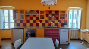 Ligurian village, historic center, near the sea - Image 3
