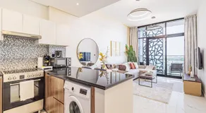 Great Fully Equipped 1BDR Apartment in Masdar for 4 Pax - Image 5