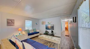 Mermaid Cove - Waterfront Home with Paddlecraft Direct Weeki Wachee River Access - Image 2
