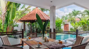 Villa Golden Palm Bali Canggu- HUGE luxe 2-storey villa - Image 4