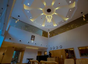 Beeza Clubhouse - Image 4