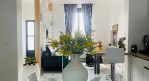 Belle Chambre Au fil de l'eau chambre d'hôte salon et cuisine partagés - Image 3