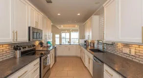 Casa KK at the Lake - Image 4