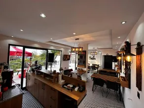 Moon House Bungalow - Image 2