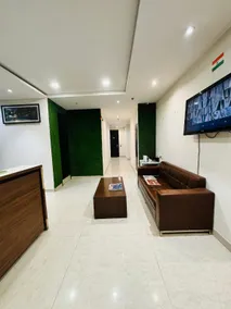 Hotel Lycoris Zirakpur -Near Chandigarh Airport l Free Parking l Family Friendly Rooms - Image 5