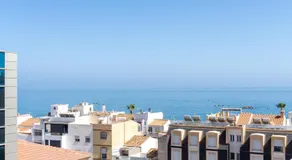 Apartamento con terraza en la playa - Image 4