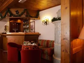 Boutique Hotel Villa Blu Cortina D'Ampezzo - Image 4
