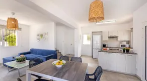 Fig Tree Bay Villa 4 - Image 5