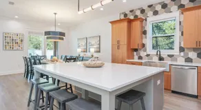 Tango! Beach House for 26 Guests! Plus Golf Cart! - Image 5