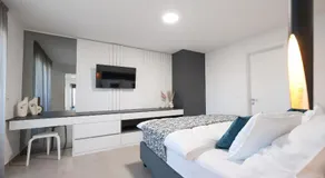 Villa mit Grill, Garten und Terrasse | Poolblick - Image 3