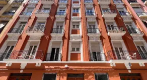 Maritime Apartamentos Cabañal - Image 5