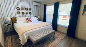 Retro Retreat - Waterfront - Image 2