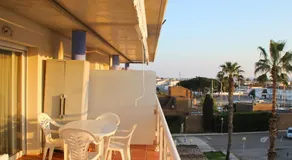 Port Canigó Apartment Pool Beach Parking - Image 3