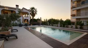 Serenity Boutique Apartments - Image 3