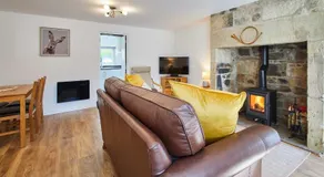 Host & Stay - Rose Cottage - Image 2