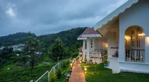 LohonoStays Villa Lansdowne - Image 2