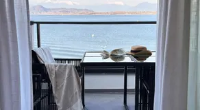 Aquavista Residence - Panoramic Lakefront Penthouses with Pool - Image 3