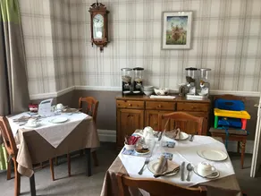 Ivy Bank Guest House, Tenby - Image 3