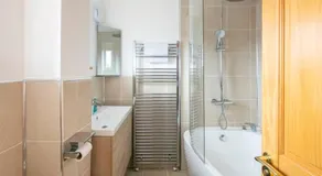 Espléndida habitación privada con jardín | Vistas al jardín - Image 2