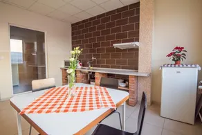 City Hotel B&B, reception 24 7, 800m od-from R1, free parking - Image 3