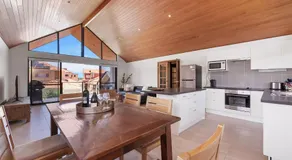 Swan River Apartment - Image 5