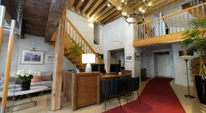 The Three Sisters Hotel - Image 3