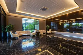Beacon Executive Suite by stayCATion Homestay - Image 4