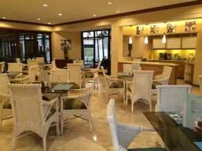 Vacation Hotel Cebu - Image 5