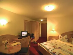 Park Hotel Villa Etschland - Image 2