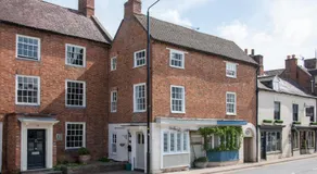 Cotswolds period townhouse near Stratford-upon-Avon, central location short walk to pubs, restaurants and shops - Image 3