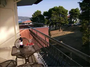 Kaplanis House - Image 4