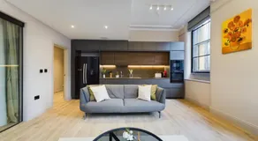 Luxury Stunning 2bedroom city centre - Image 3