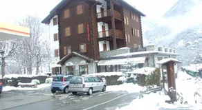 Hotel Mont Nery - Image 3
