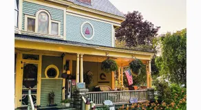 Bentley House Bed and Breakfast - Image 2